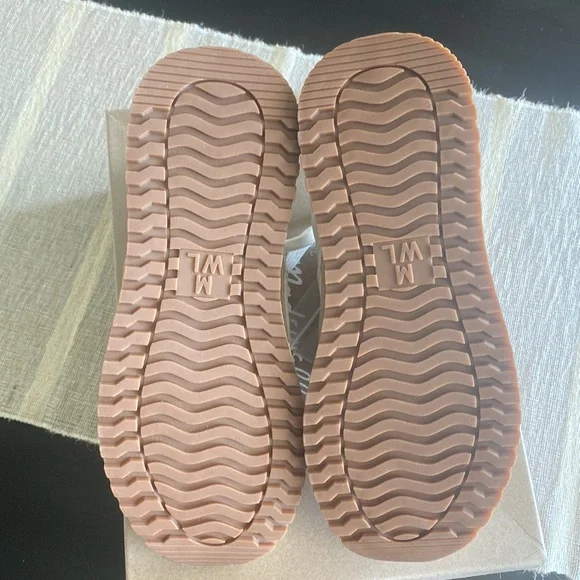 Madewell Kickoff Trainer - Picture 5 of 5